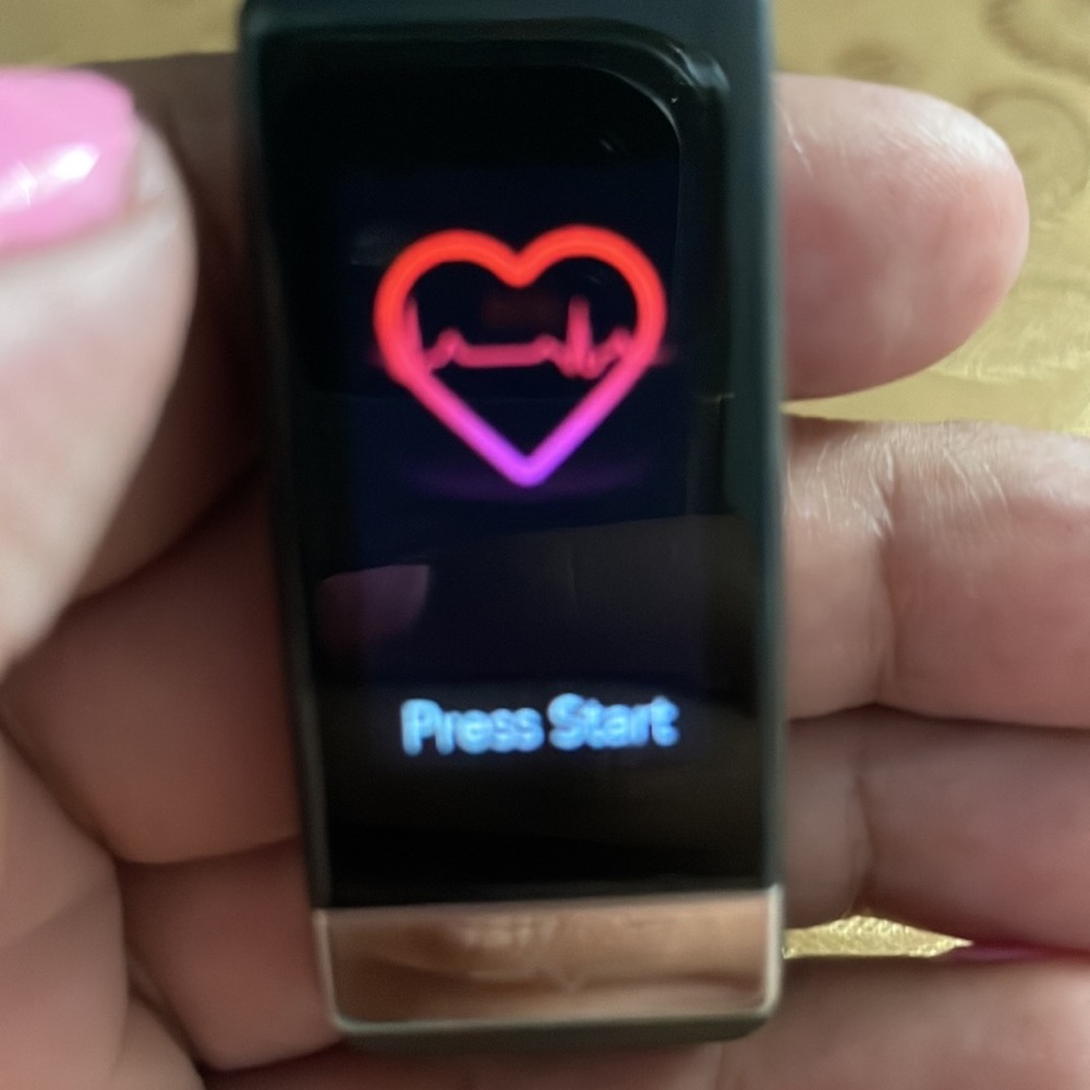Fitness tracker watch - Picture 3 of 13
